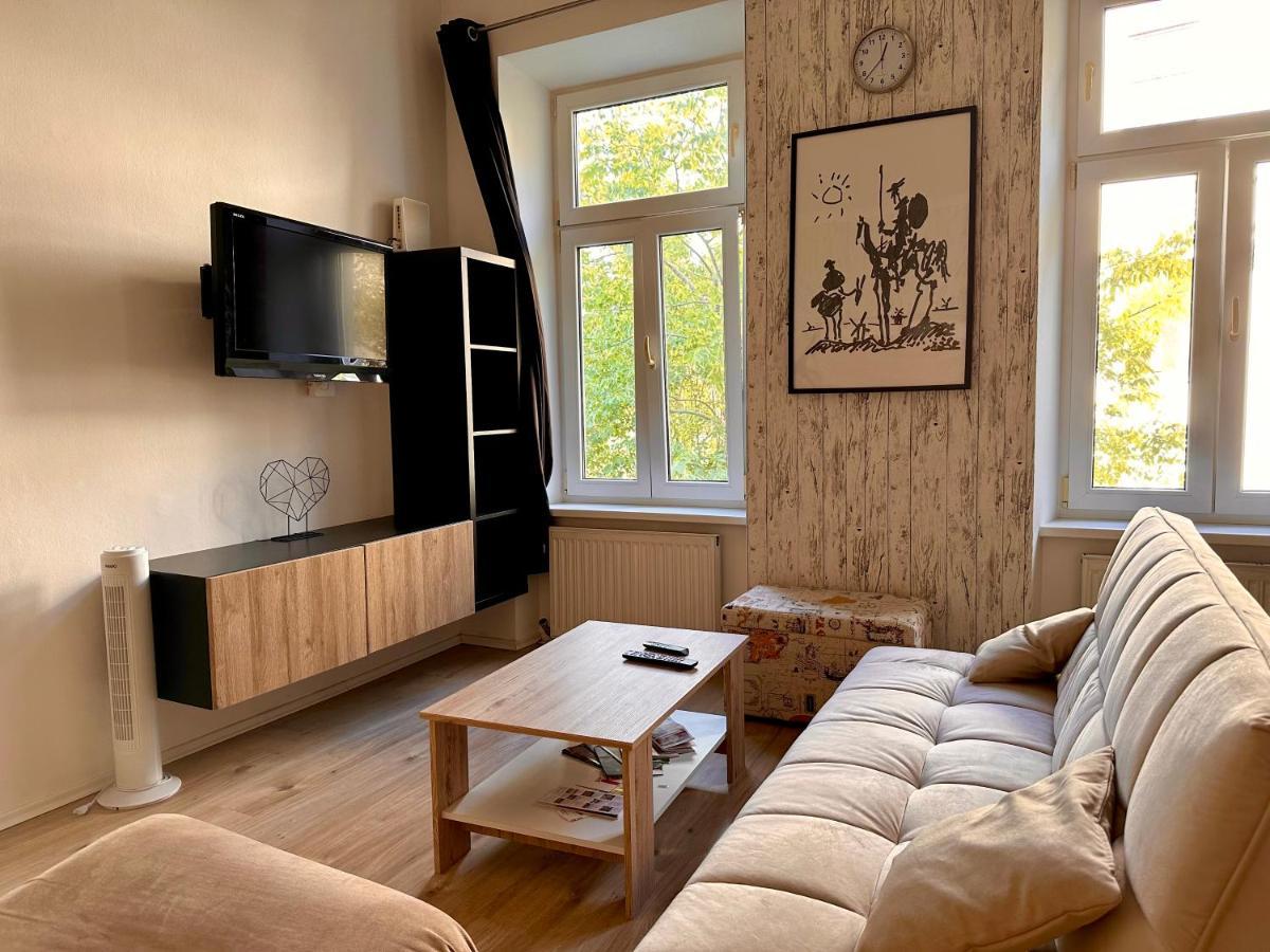 Cozy Apartment Elterleinplatz - Quiet & Close To Center Vienna Luaran gambar